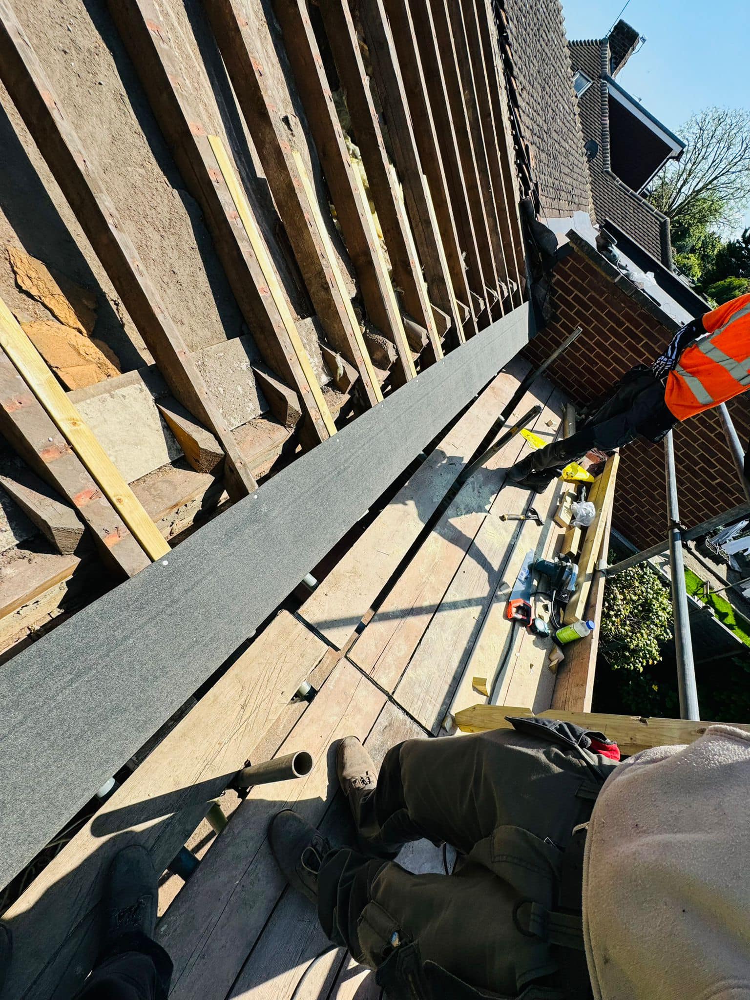 Emergency leak repair in Hackney