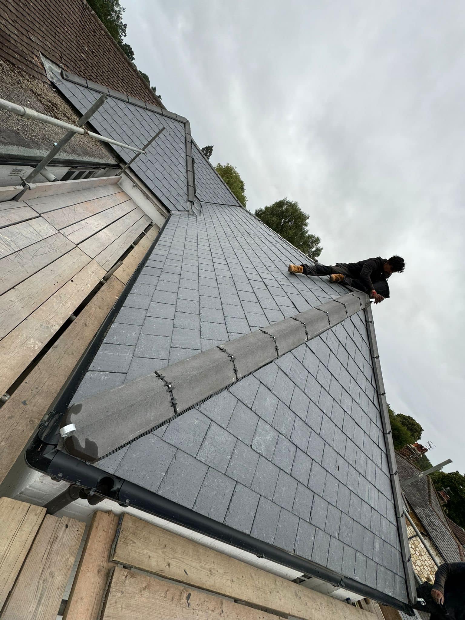 Commercial roof restoration in Canary Wharf