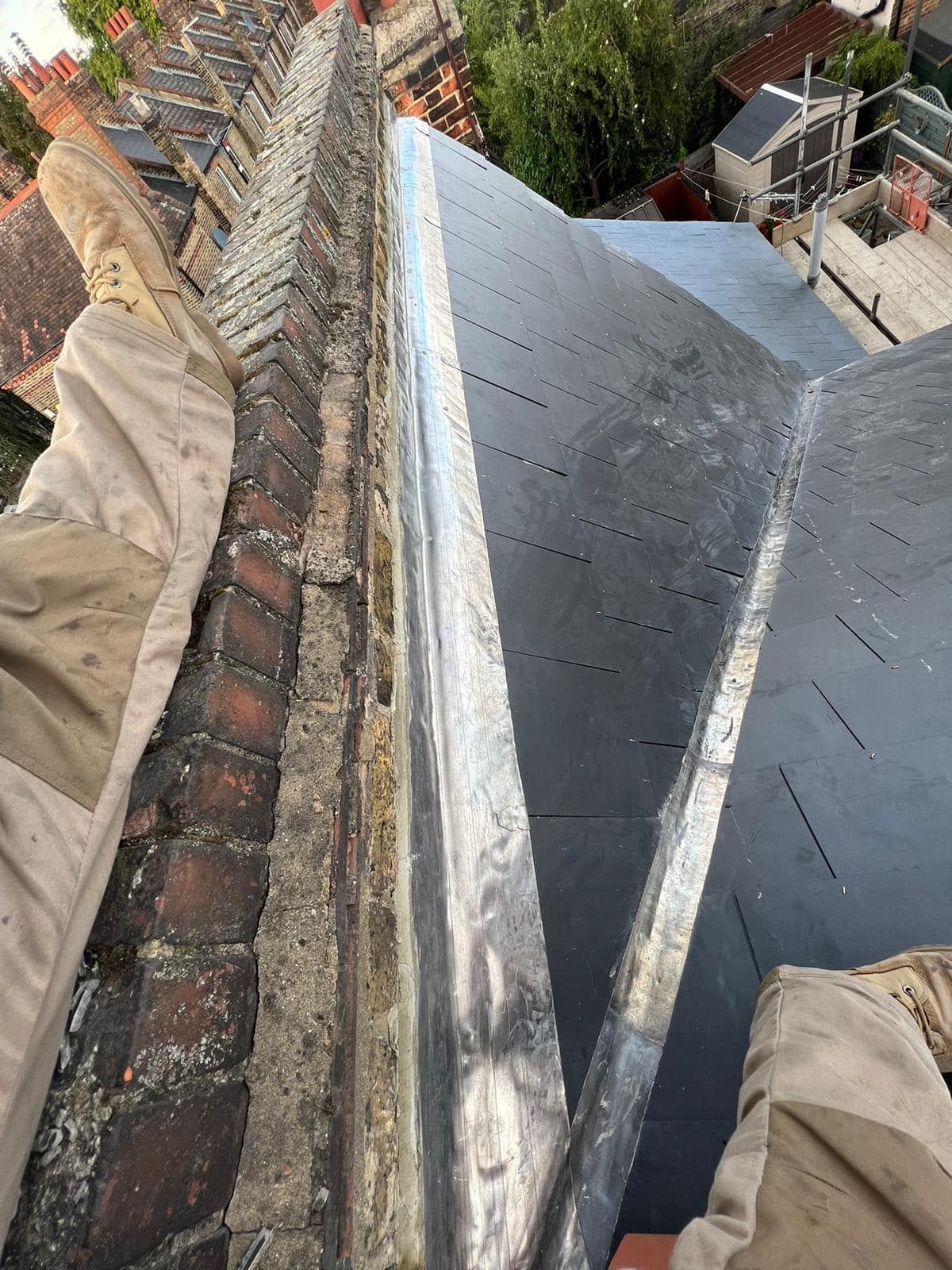 Emergency leak repair in Hackney