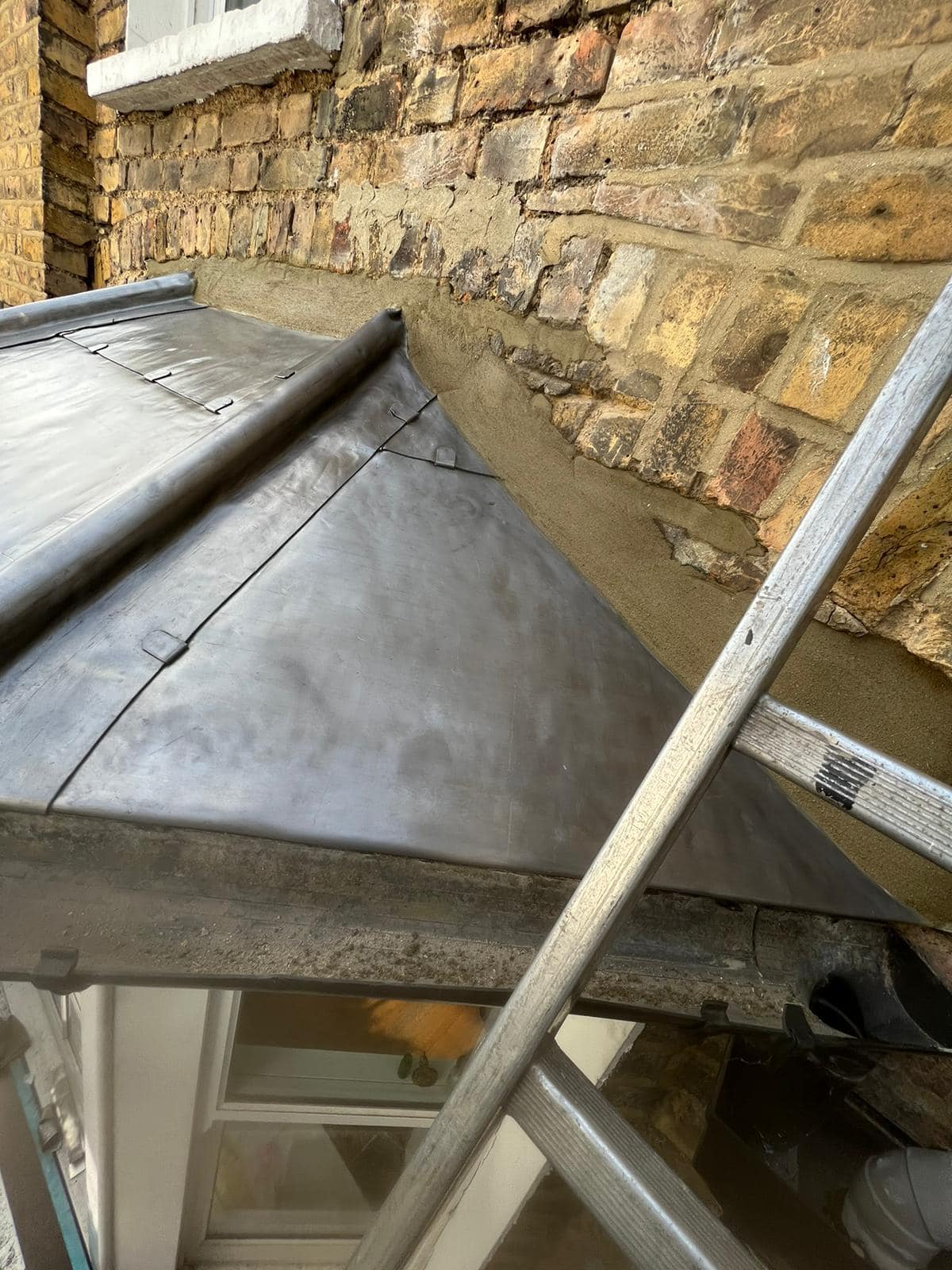 Chimney repointing in Islington