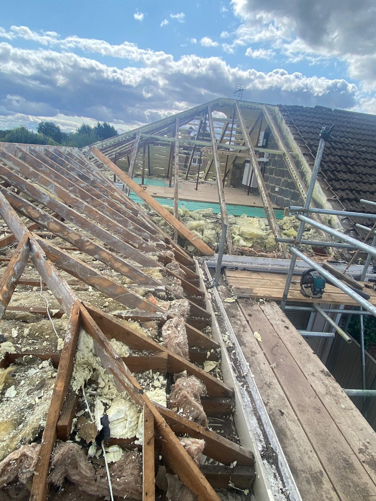 Commercial roof restoration in Canary Wharf