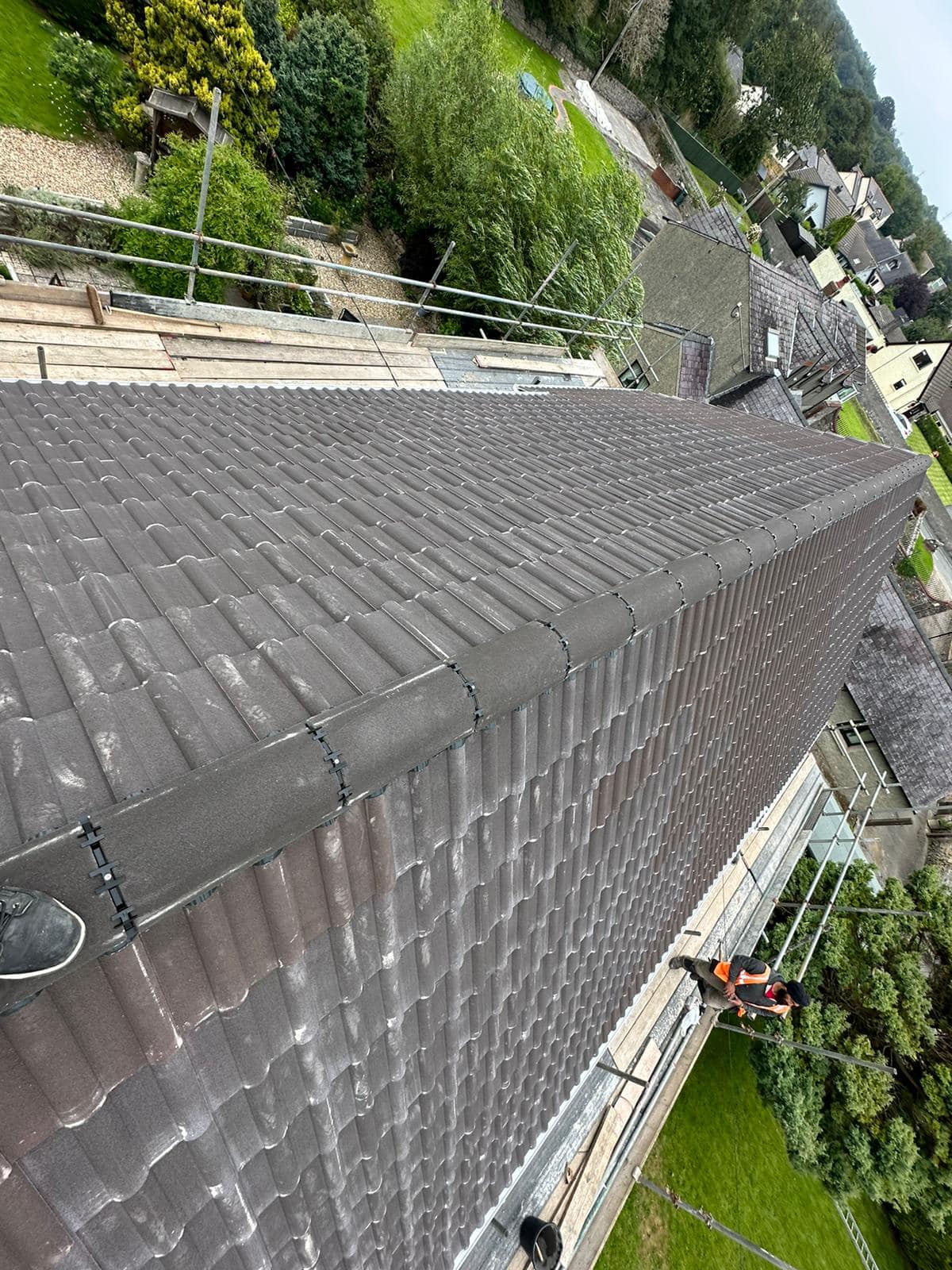 Commercial roof restoration in Canary Wharf