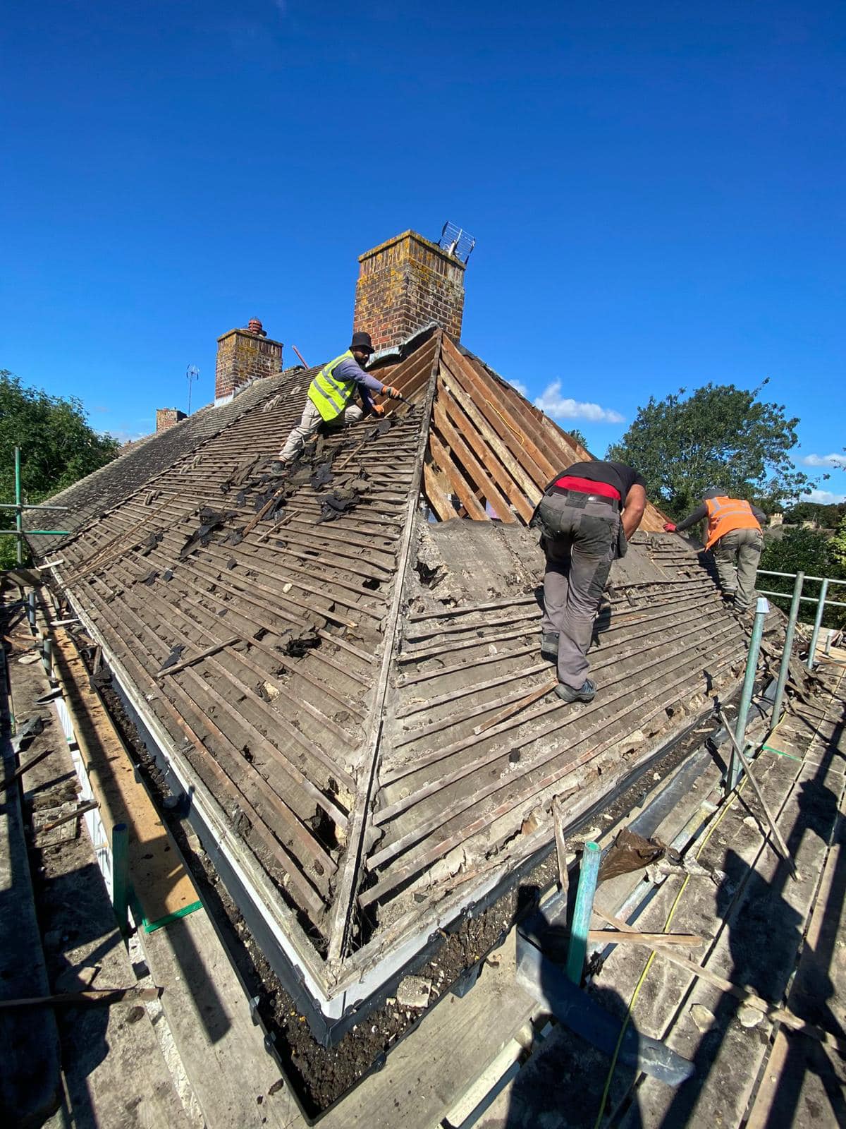 Tile replacement in Wembley