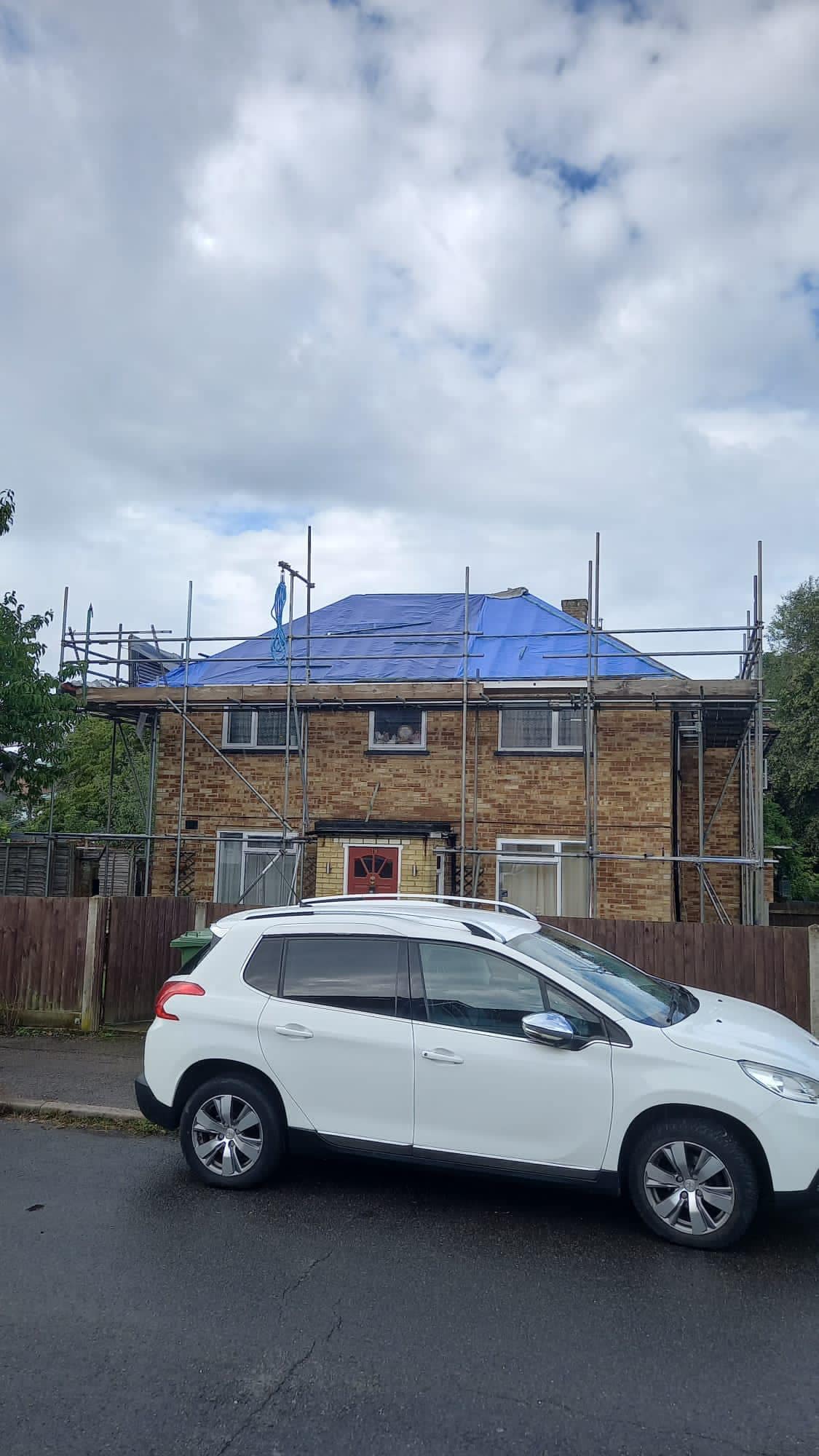 Tile replacement in Wembley