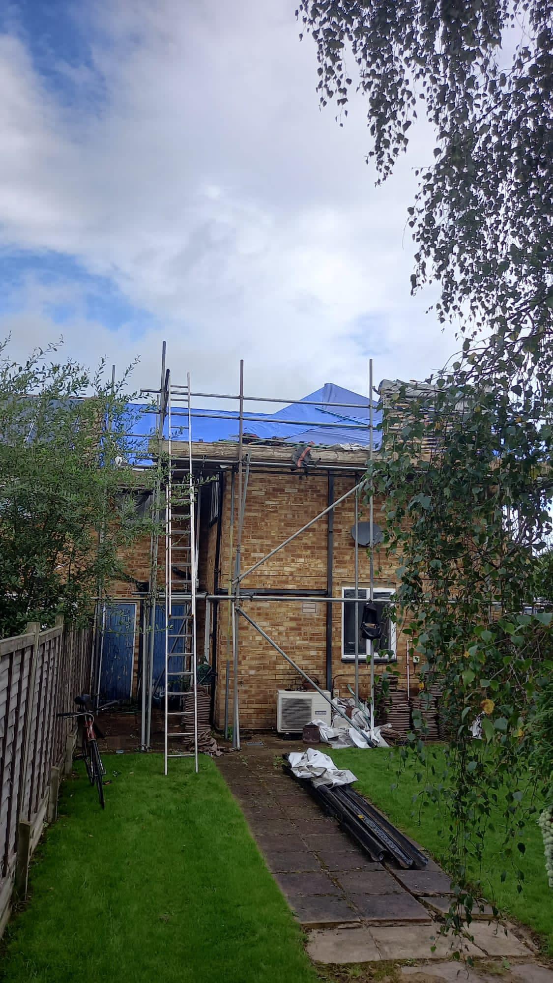 Emergency leak repair in Hackney