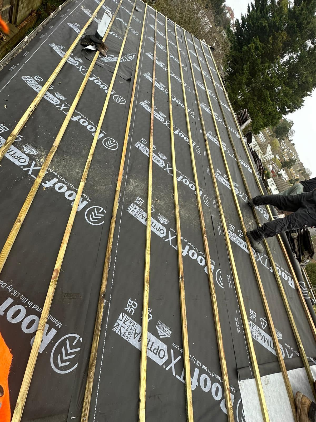 Roof waterproofing in Clapham