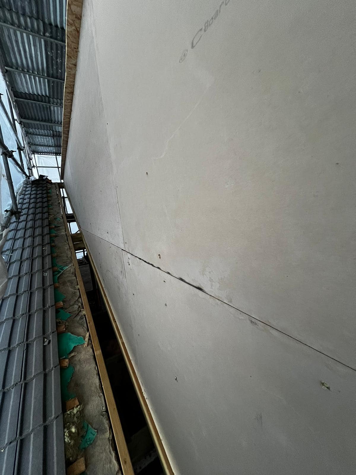 Commercial roof restoration in Canary Wharf