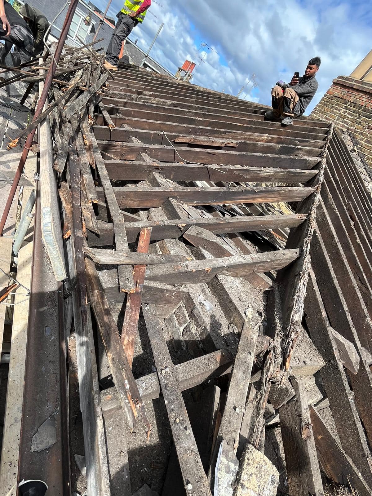 Commercial roof restoration in Canary Wharf