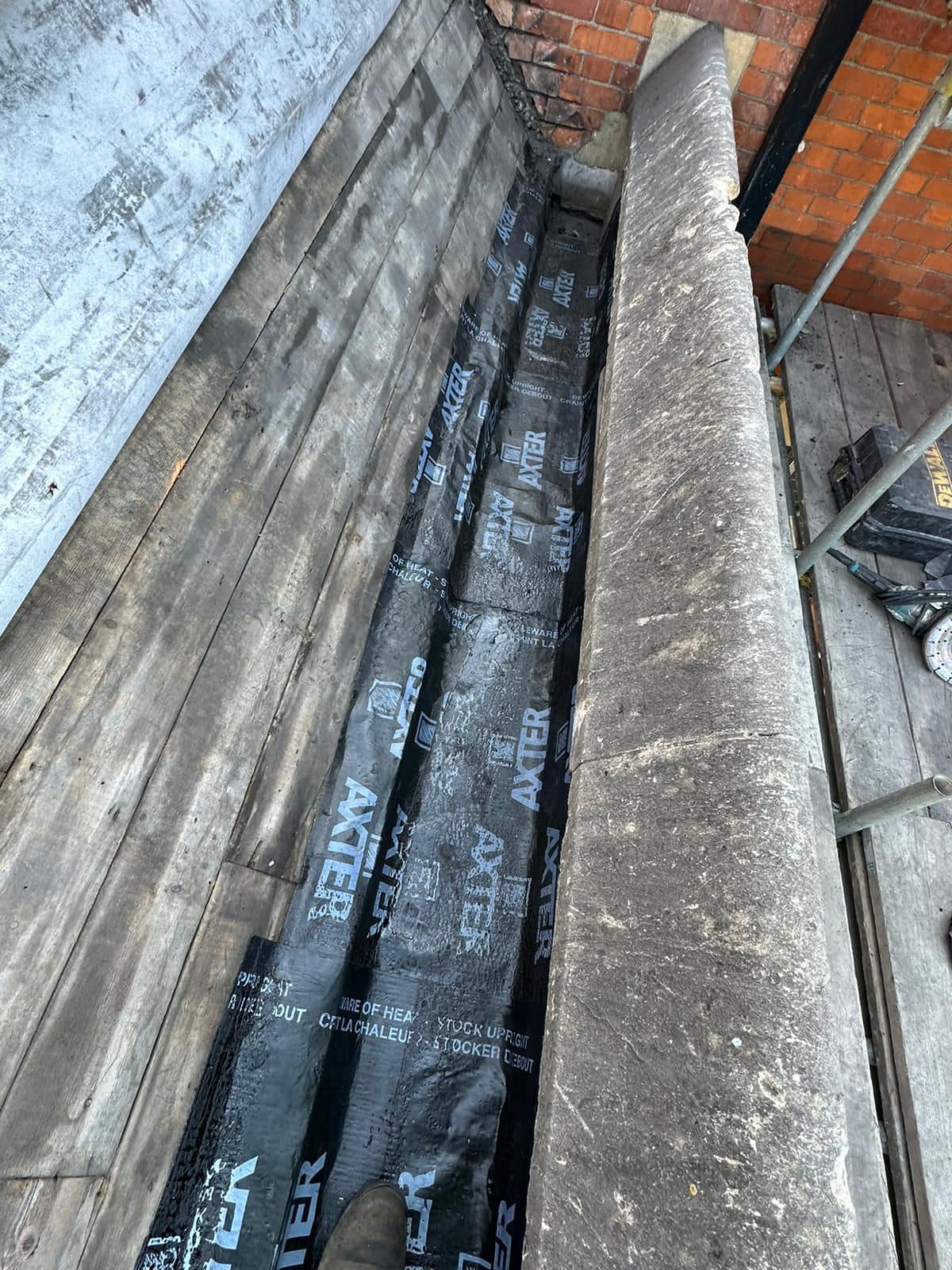 Storm damage repair in Battersea