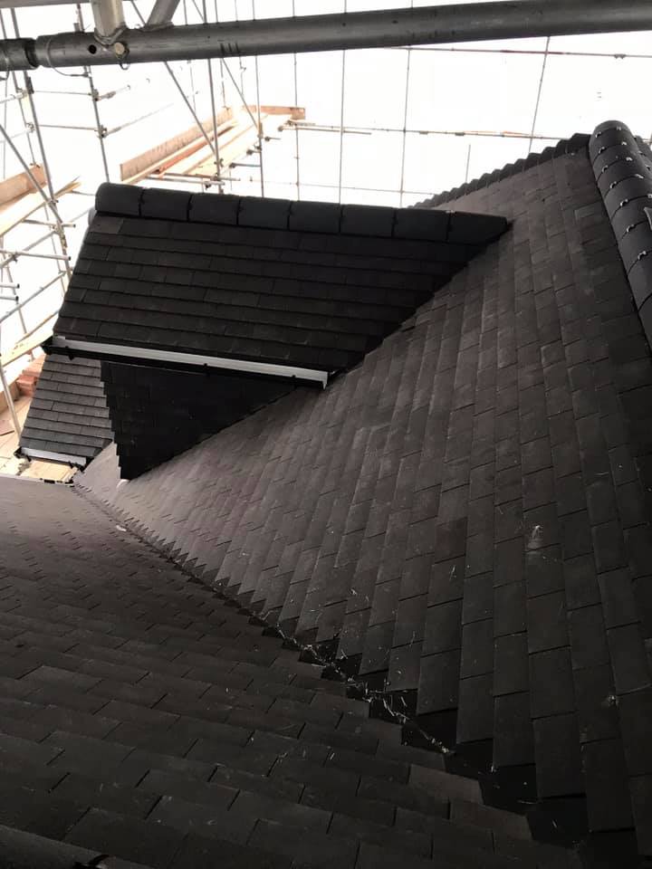 Commercial roof restoration in Canary Wharf
