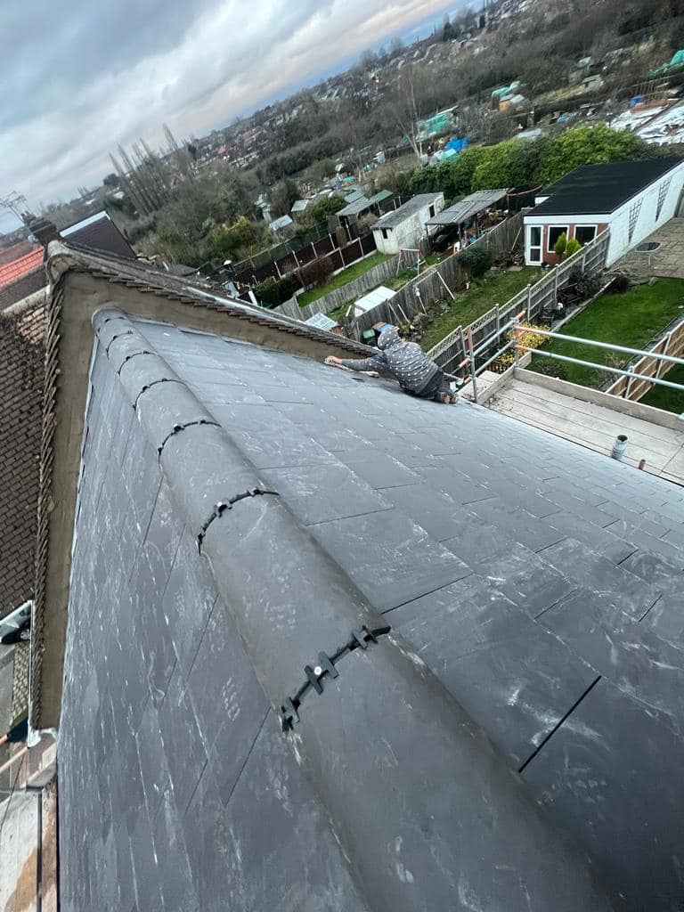 Commercial roof restoration in Canary Wharf