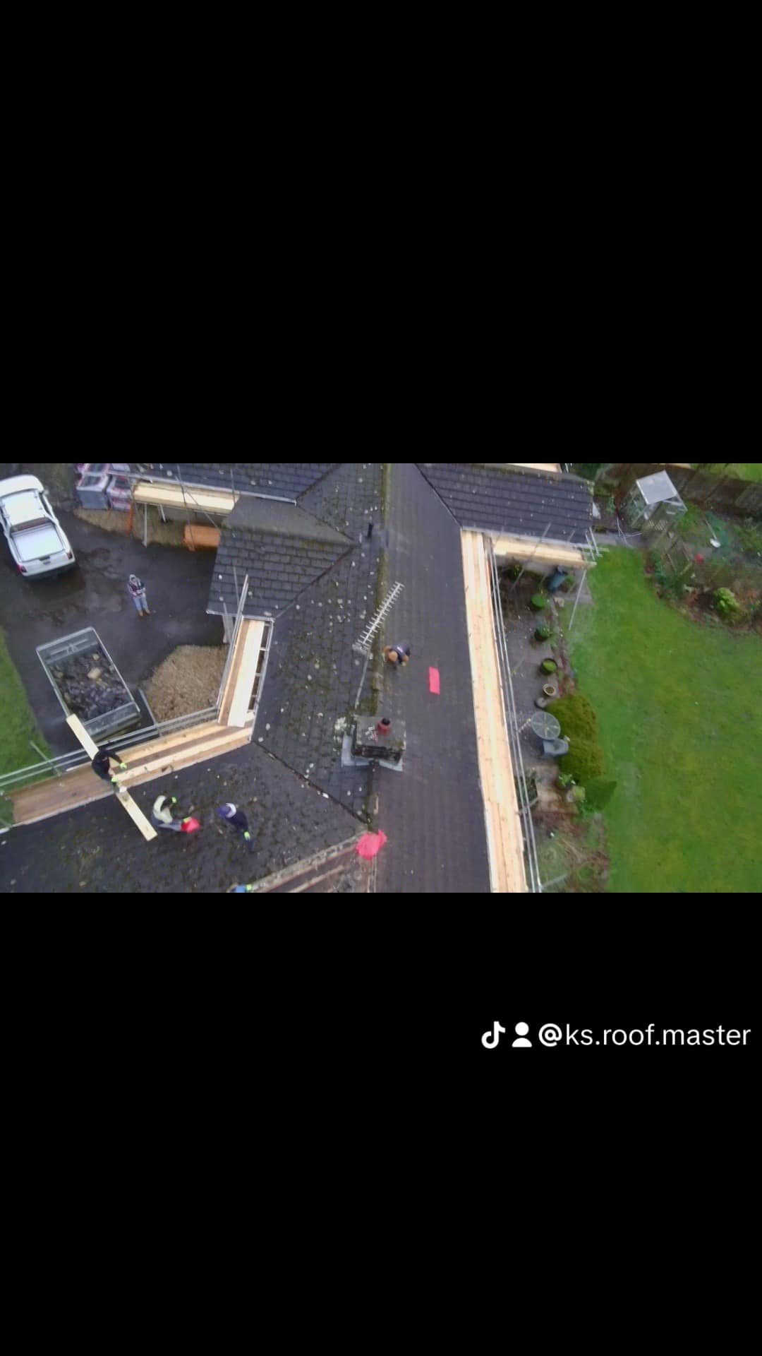 Moss removal in Wimbledon