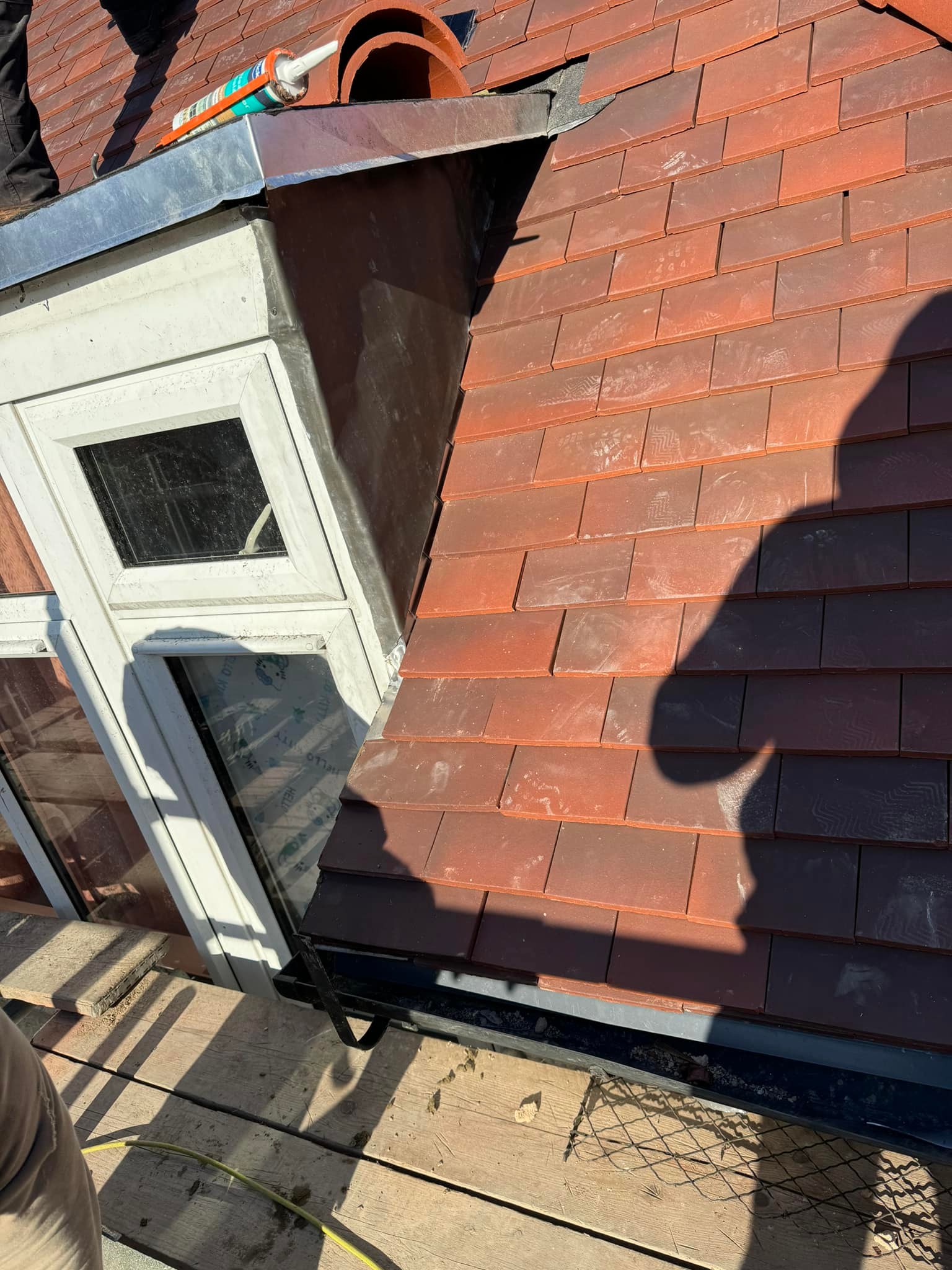 Commercial roof restoration in Canary Wharf