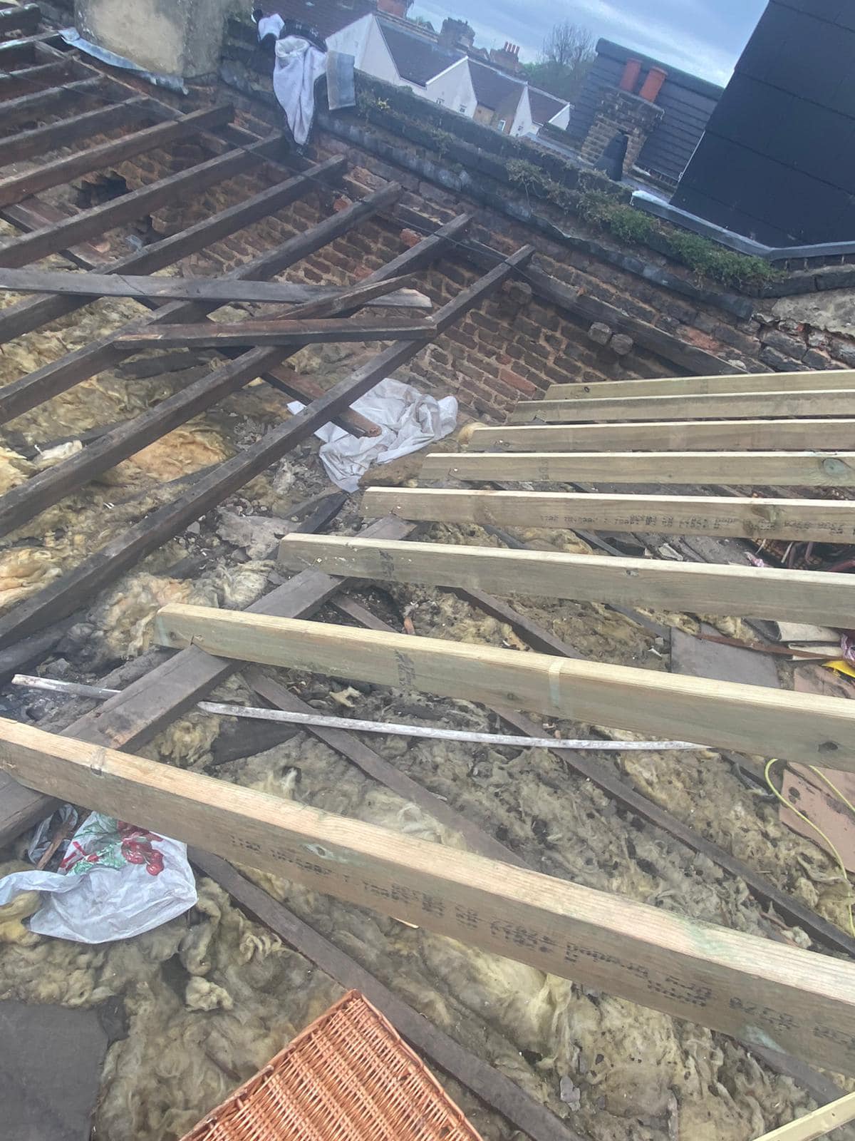 Commercial roof restoration in Canary Wharf