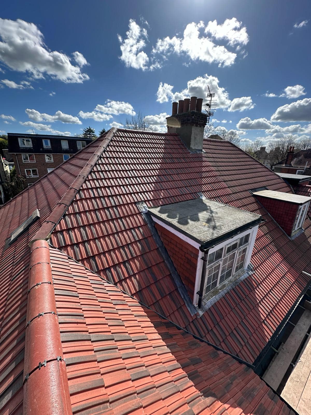 Commercial roof restoration in Canary Wharf