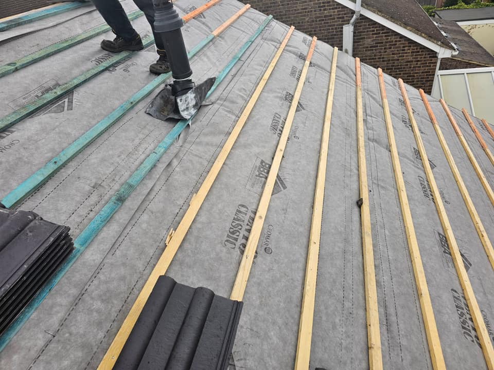 Storm damage repair in Battersea