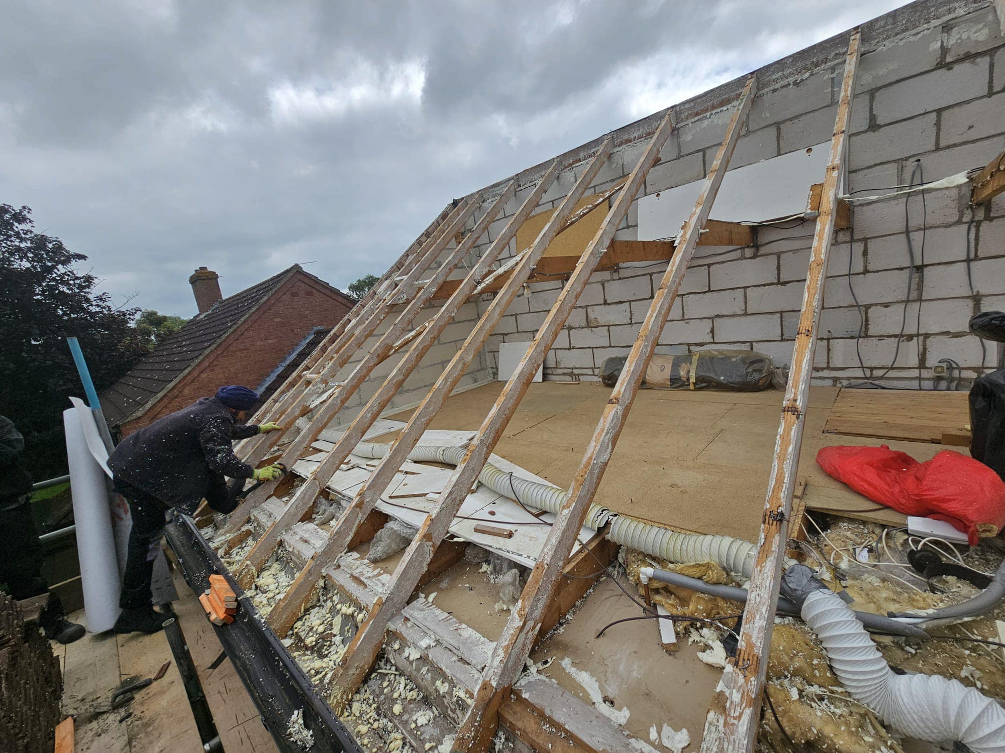 Emergency leak repair in Hackney