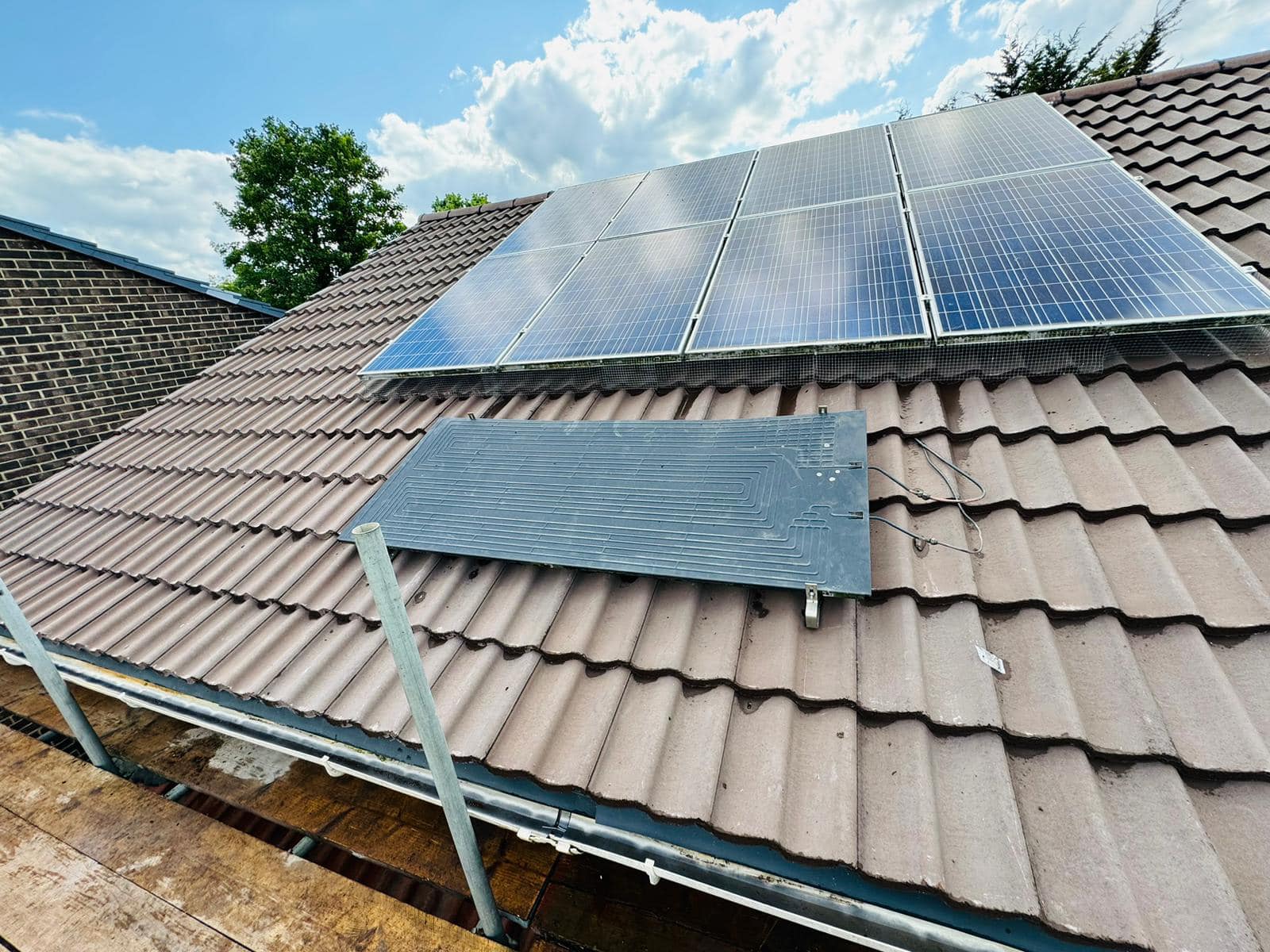 Commercial roof restoration in Canary Wharf