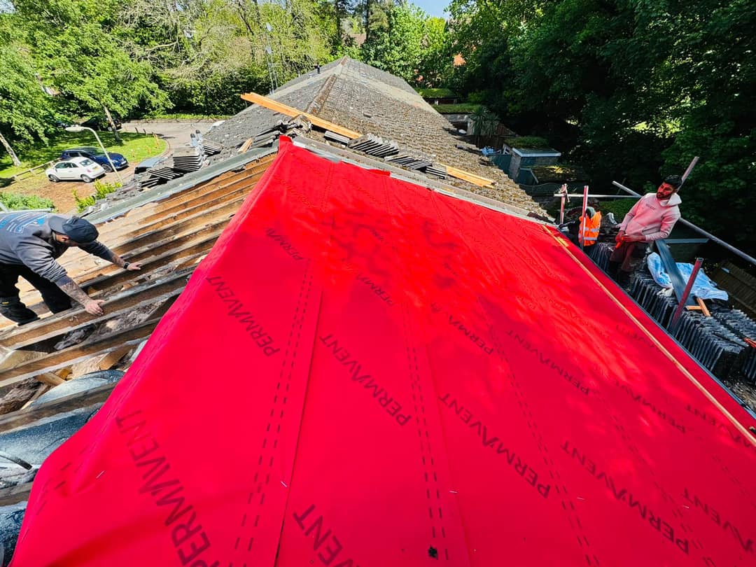 Commercial roof restoration in Canary Wharf