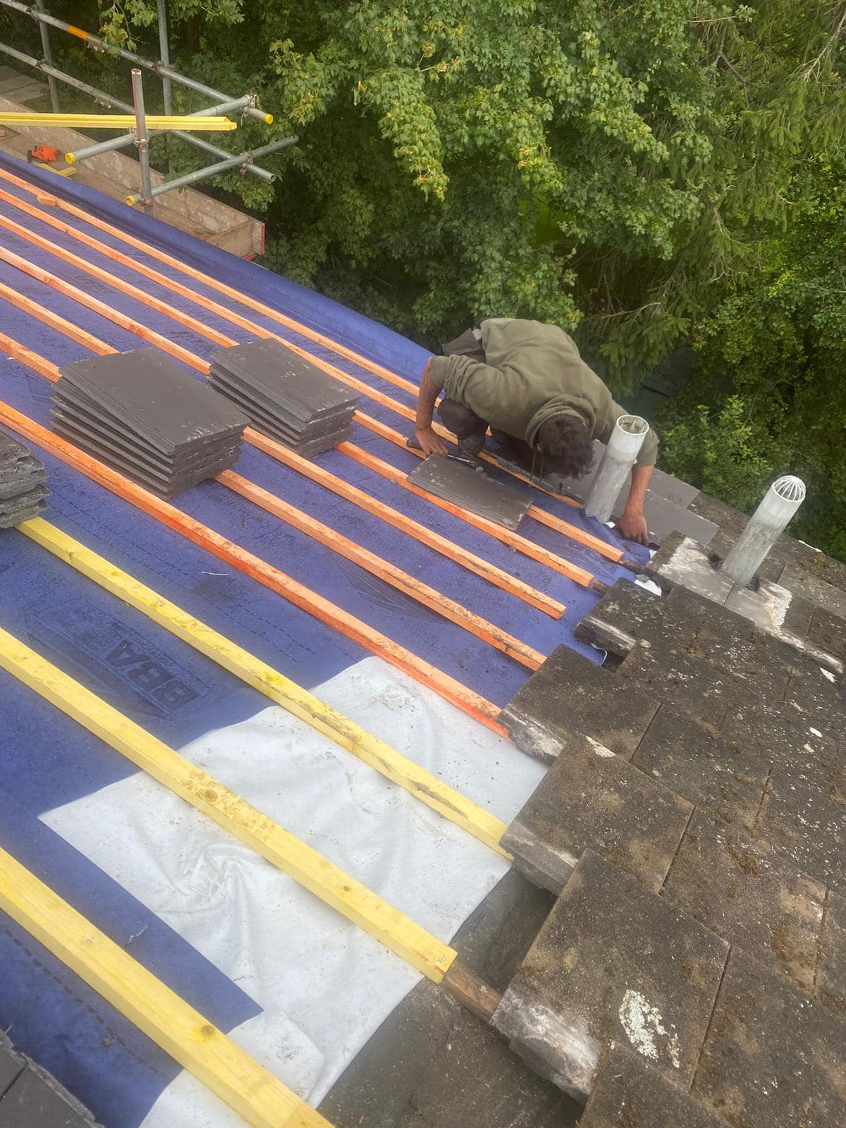 Tile replacement in Wembley