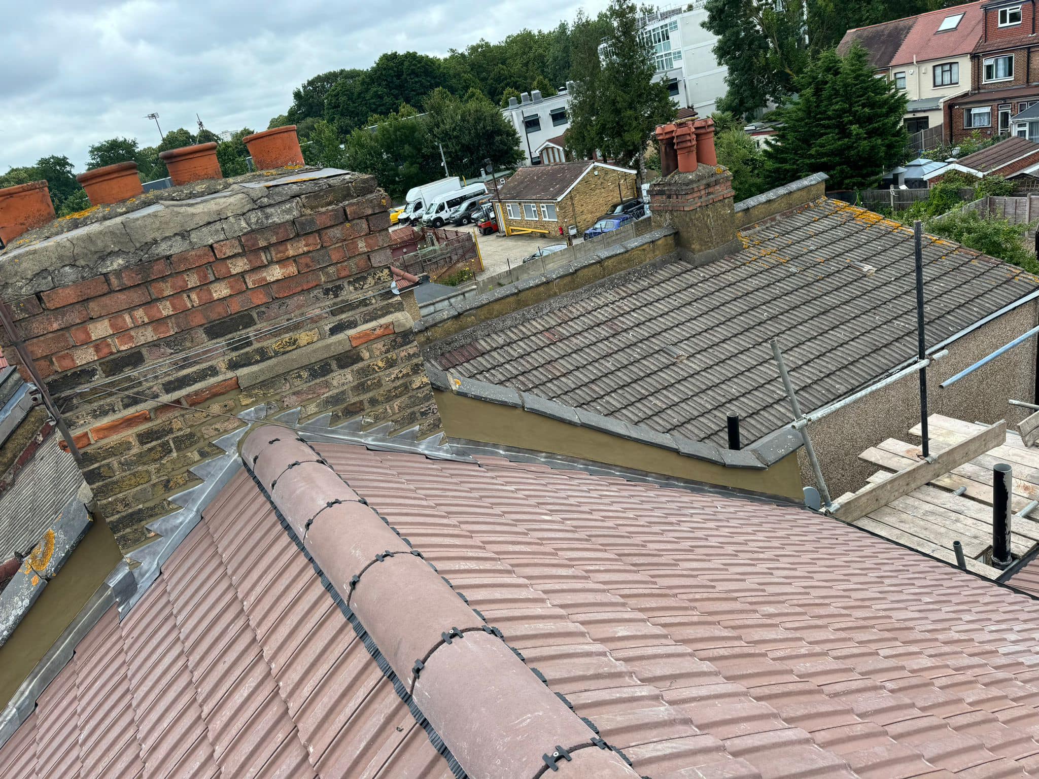 Commercial roof restoration in Canary Wharf