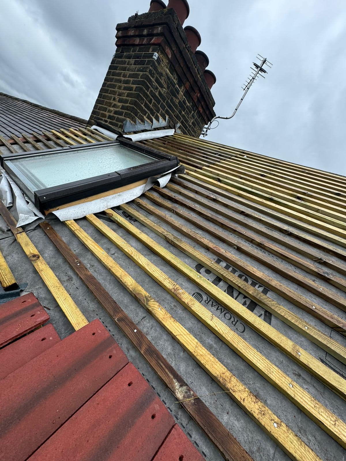 Commercial roof restoration in Canary Wharf