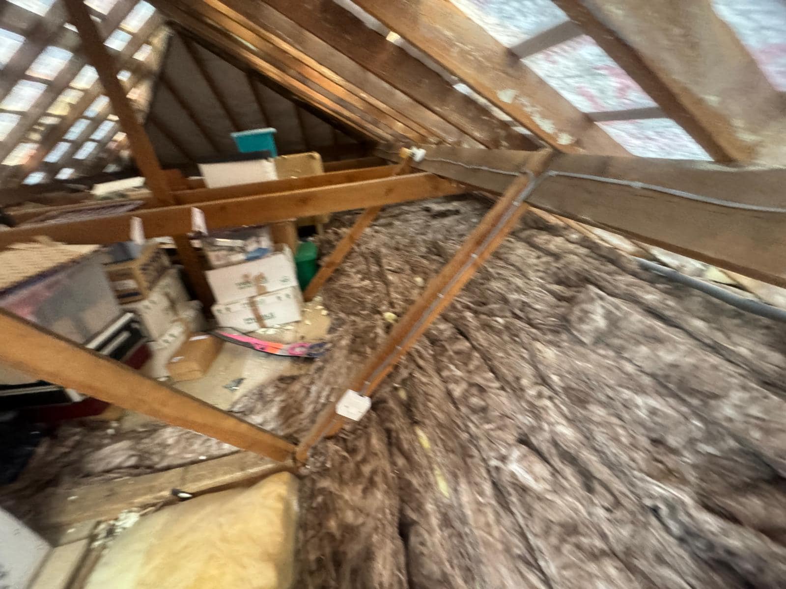 Emergency leak repair in Hackney