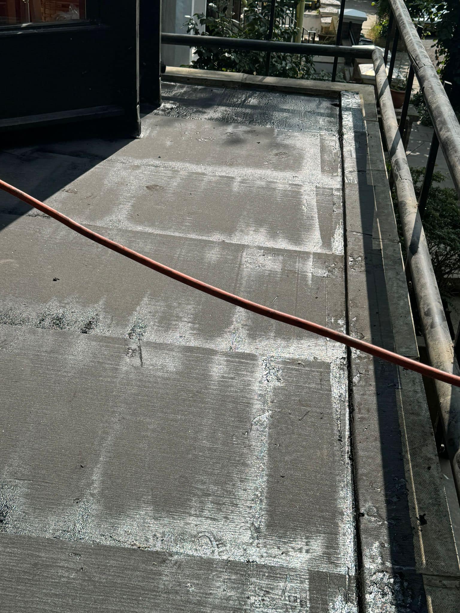 Commercial roof restoration in Canary Wharf
