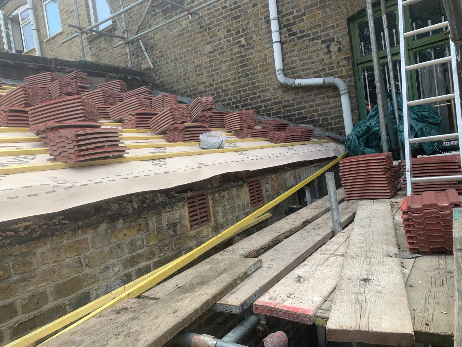 Roof waterproofing in Clapham
