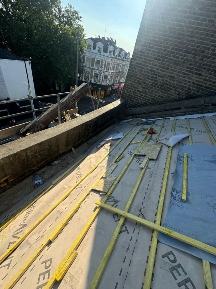 Chimney repointing in Islington