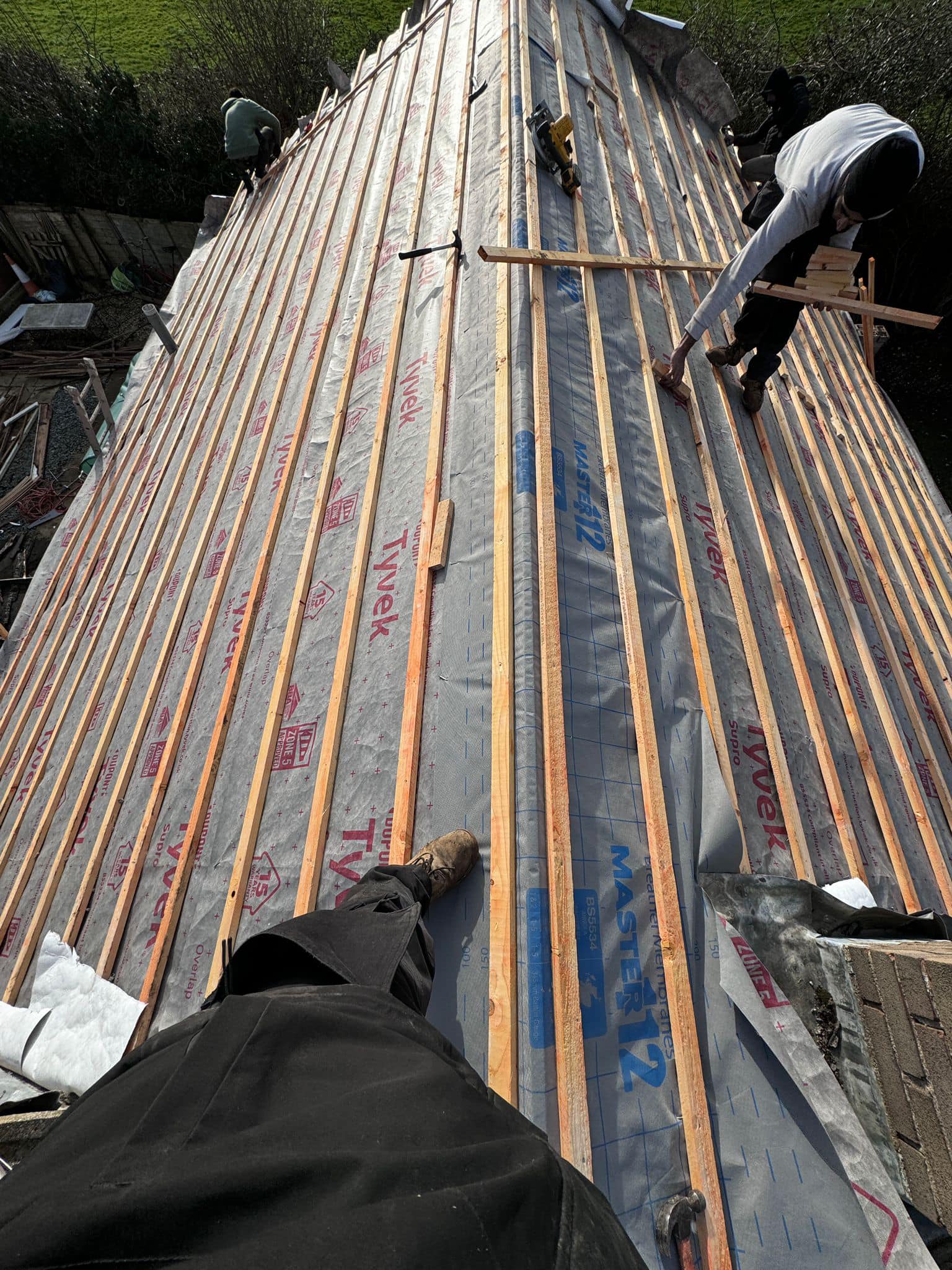 Tile replacement in Wembley