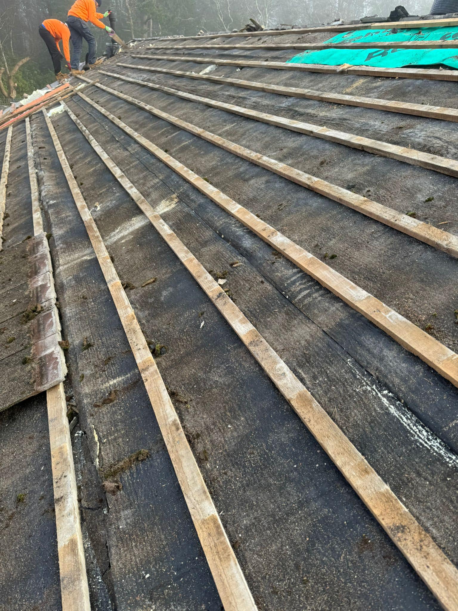 Commercial roof restoration in Canary Wharf