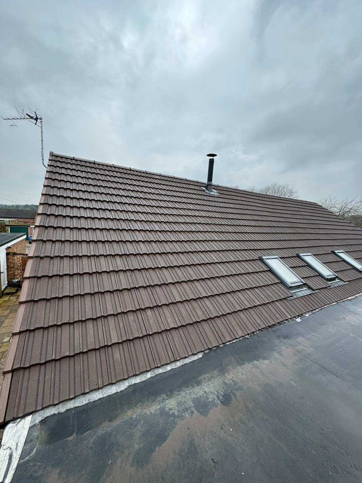 Commercial roof restoration in Canary Wharf