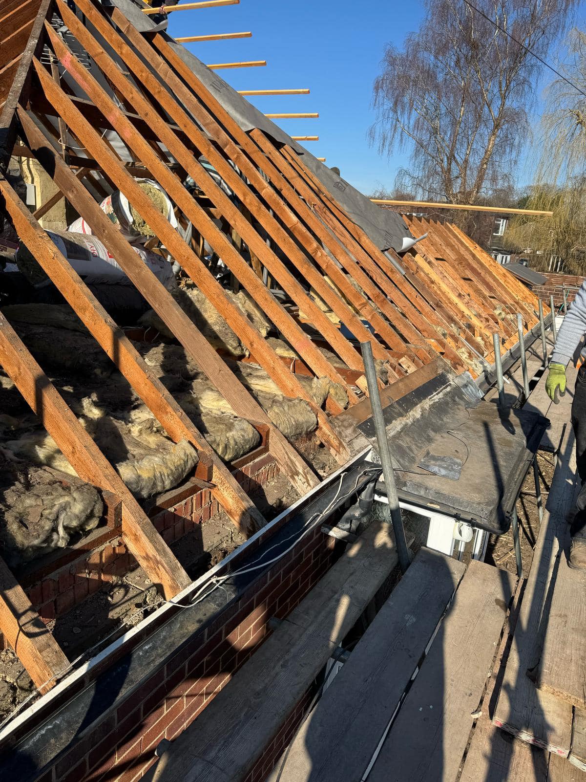 Commercial roof restoration in Canary Wharf