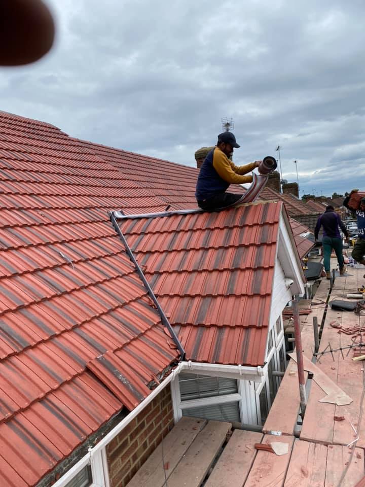 Emergency leak repair in Hackney