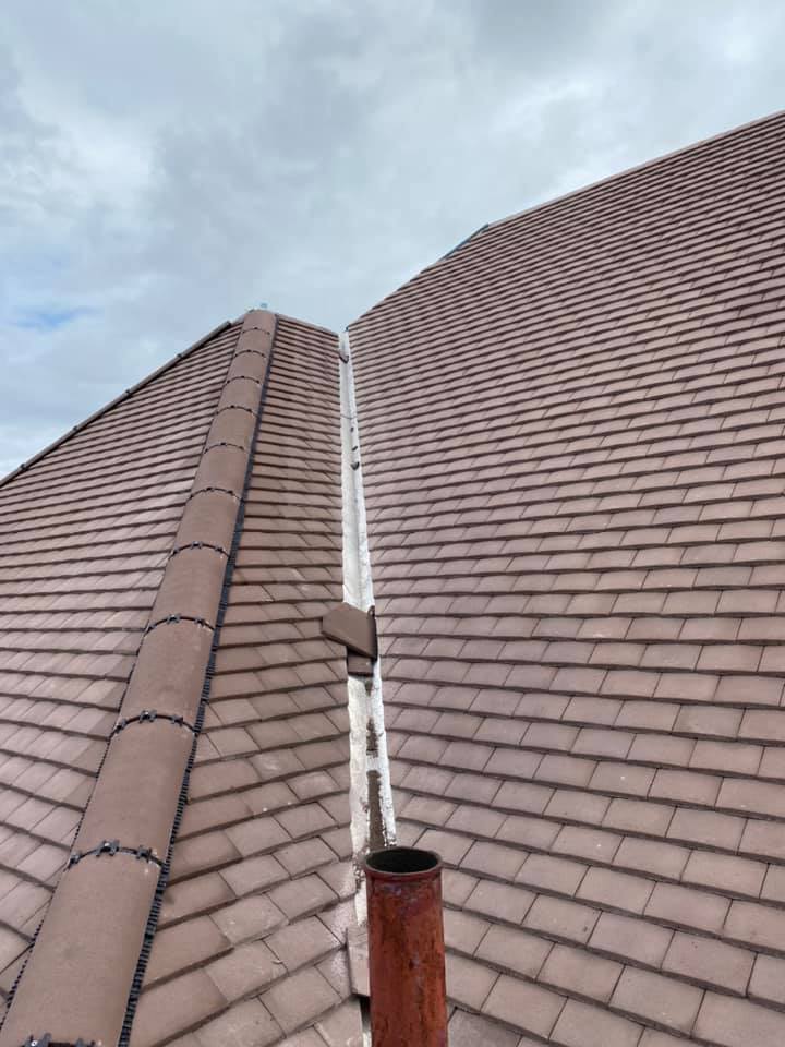 Commercial roof restoration in Canary Wharf