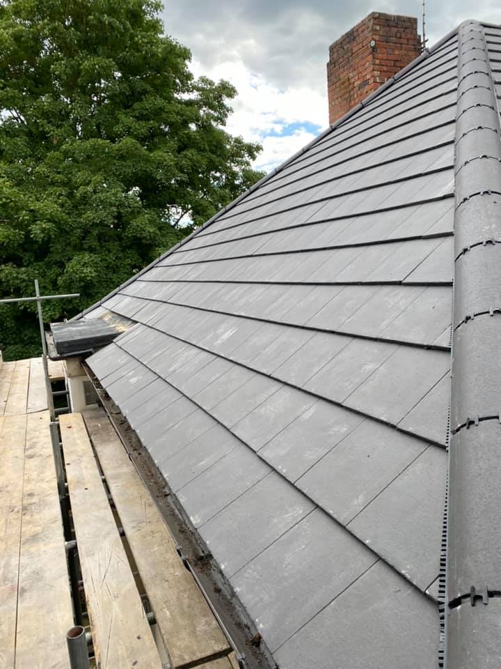Commercial roof restoration in Canary Wharf