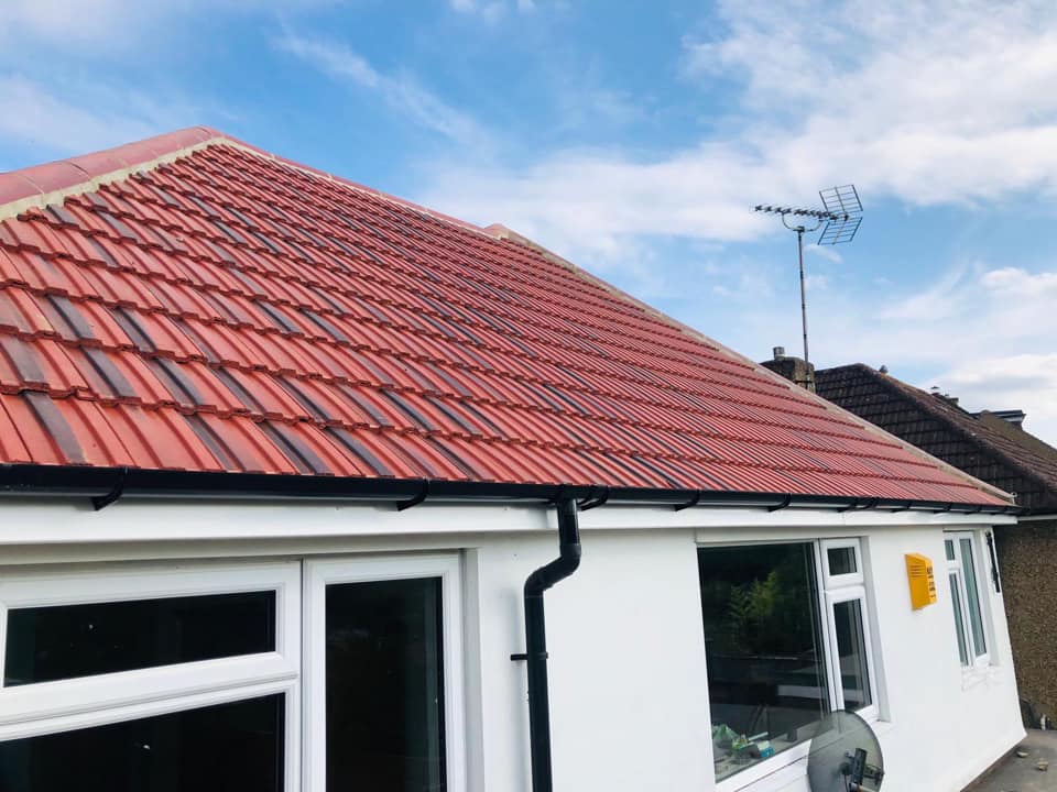 Commercial roof restoration in Canary Wharf