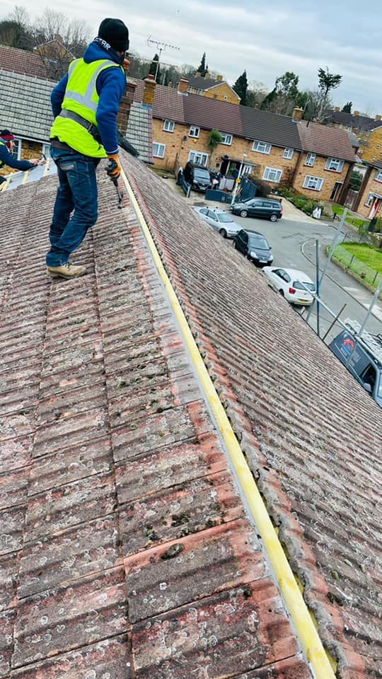 Commercial roof restoration in Canary Wharf