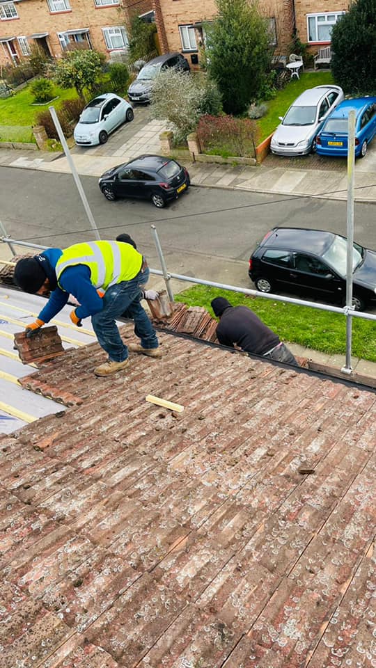 Emergency leak repair in Hackney
