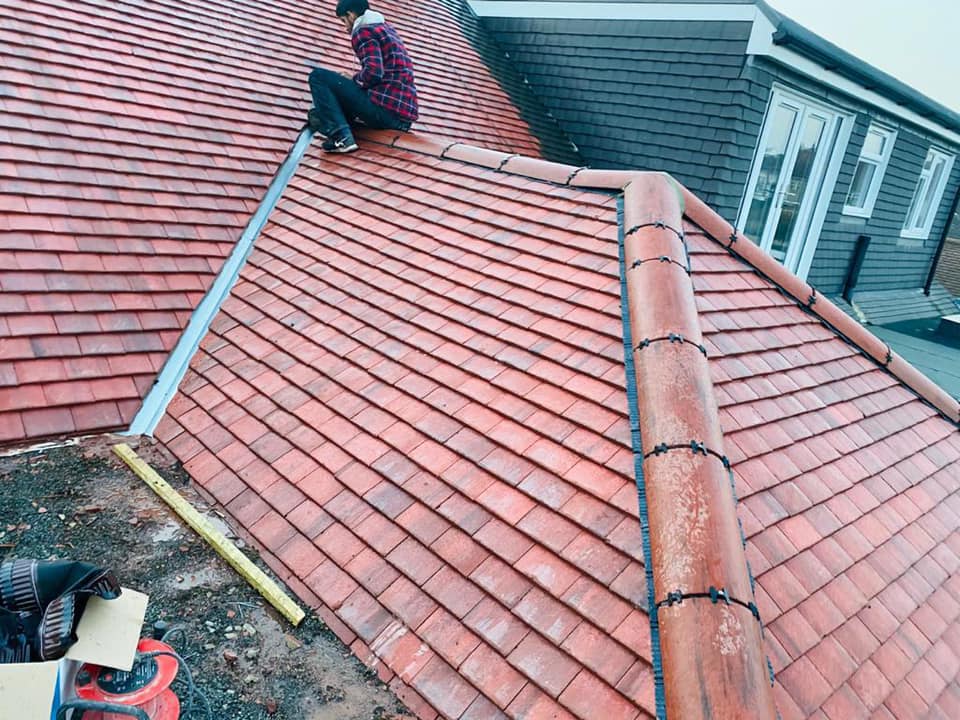 Emergency leak repair in Hackney