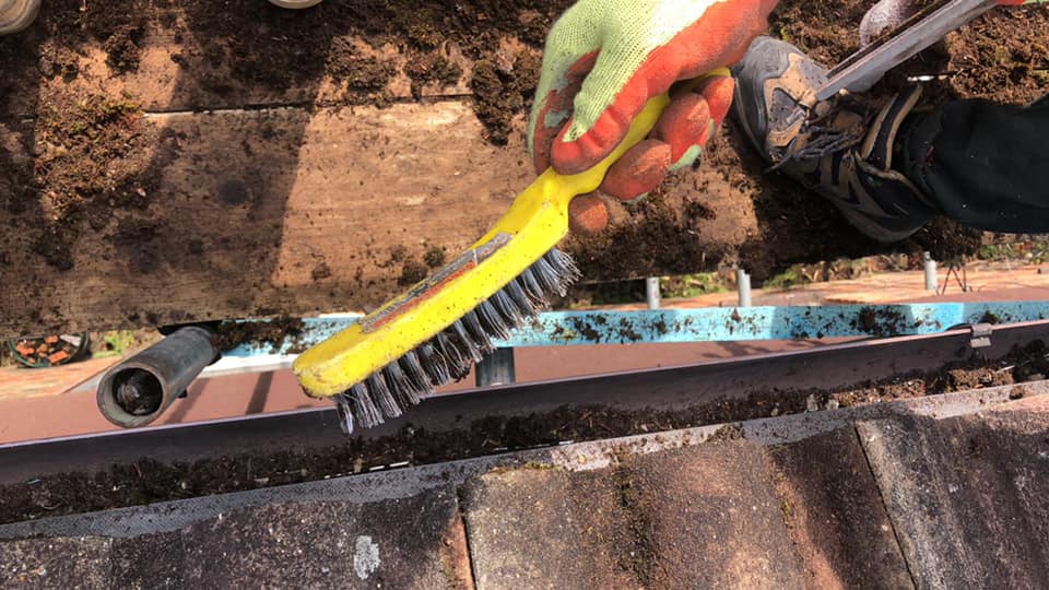 Storm damage repair in Battersea