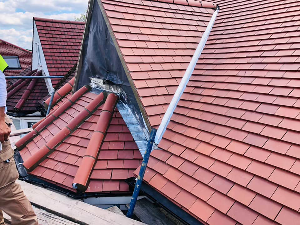 Commercial roof restoration in Canary Wharf