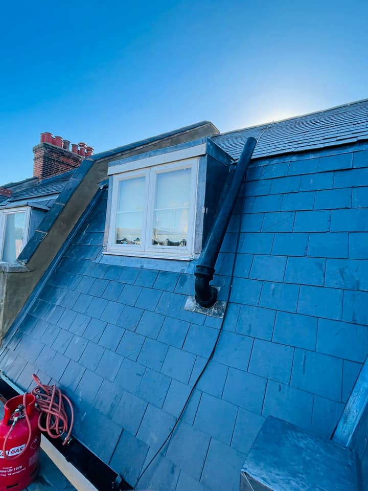 Emergency leak repair in Hackney