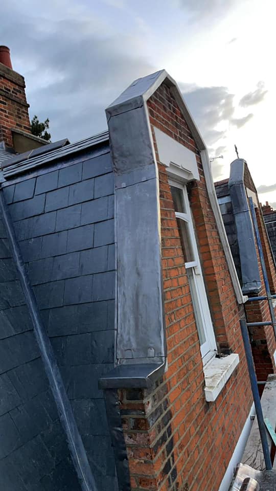 Commercial roof restoration in Canary Wharf