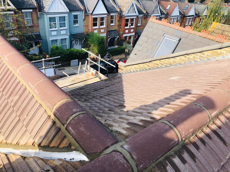 Emergency leak repair in Hackney