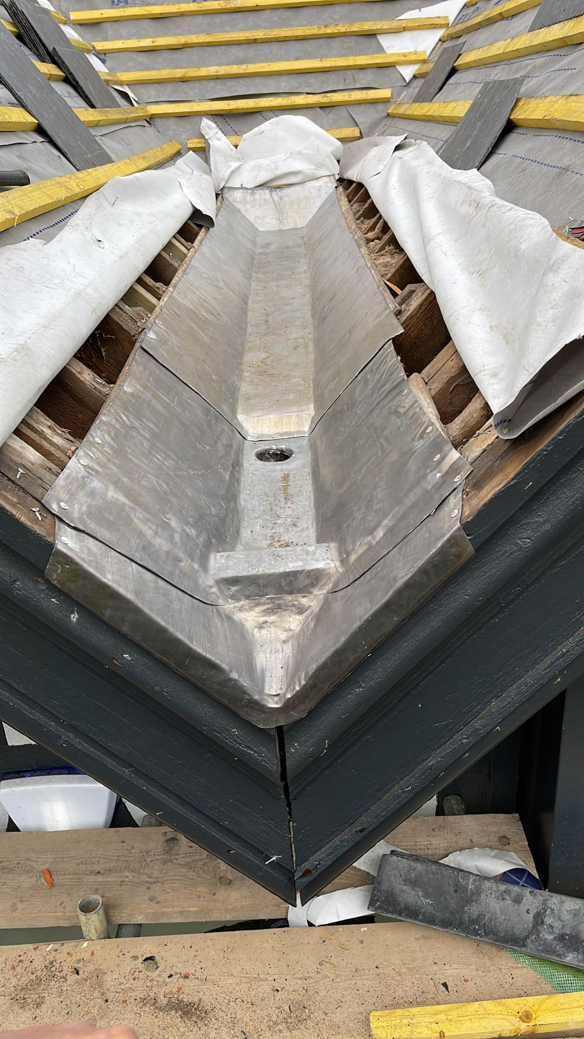 Tile replacement in Wembley