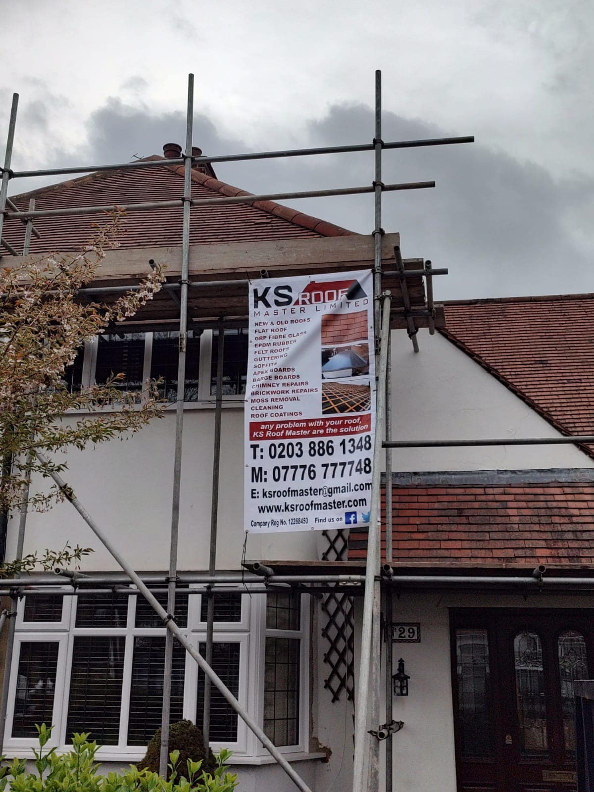 Commercial roof restoration in Canary Wharf