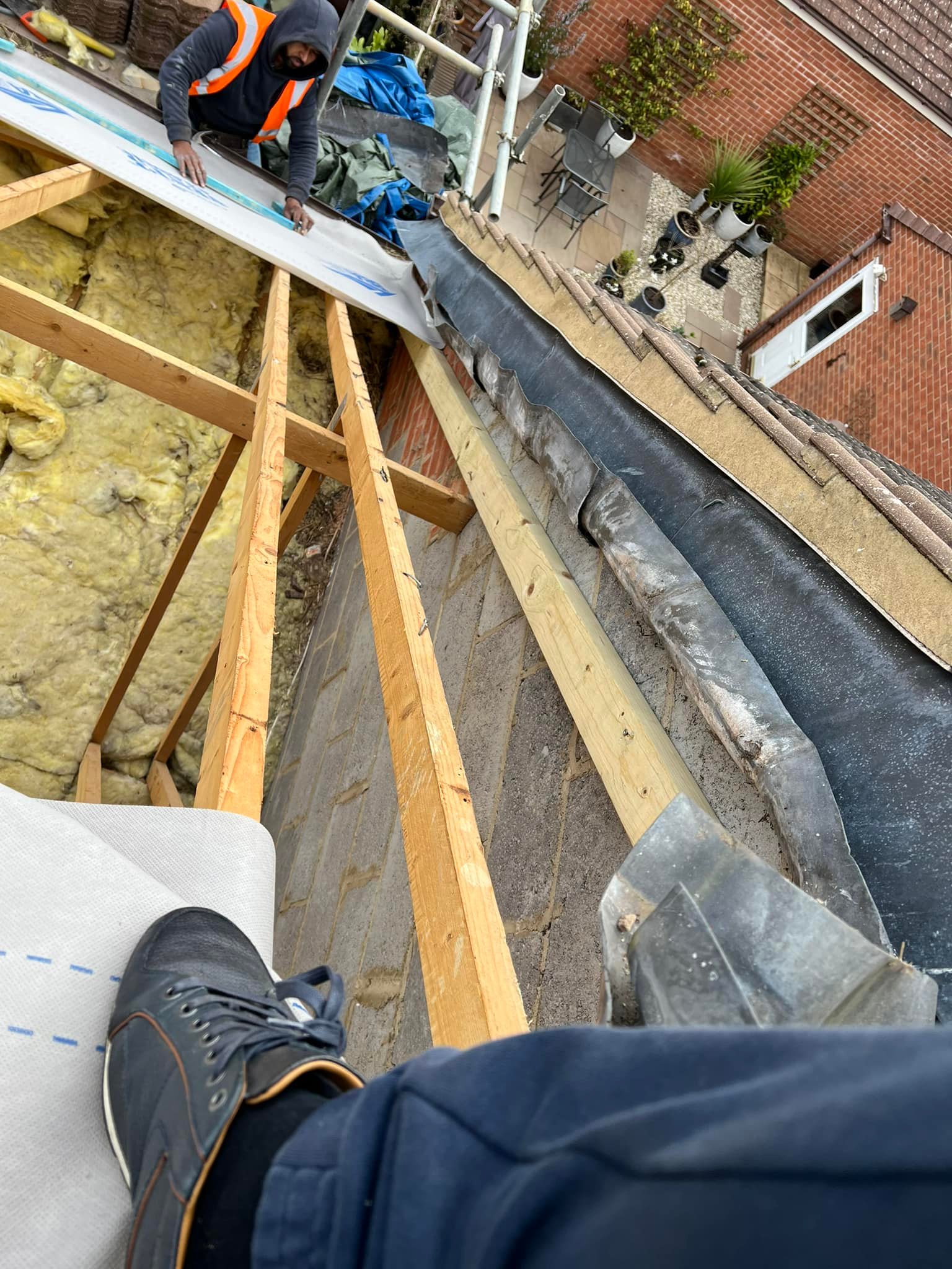 Emergency leak repair in Hackney