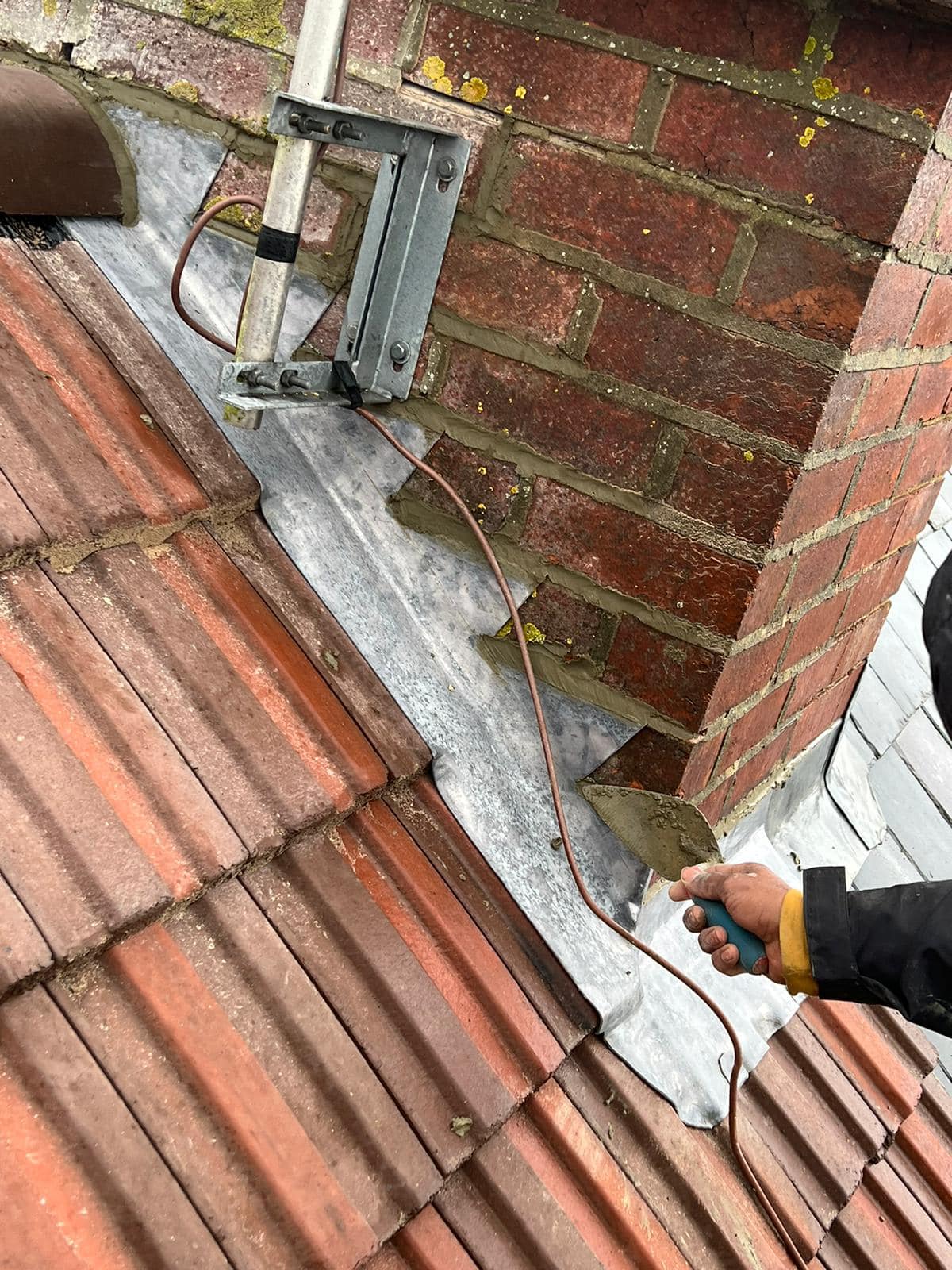 Emergency leak repair in Hackney